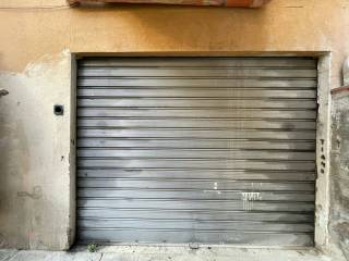 Garage in vendita a palermo via benedetto croce, 59