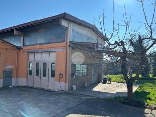 Garage in affitto a calliano via cavour, 73