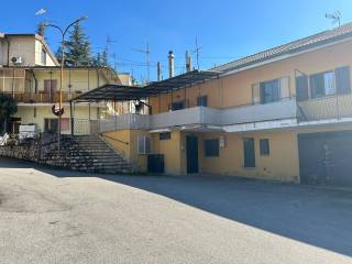 Casa indipendente in vendita a potenza via poggio cavallo