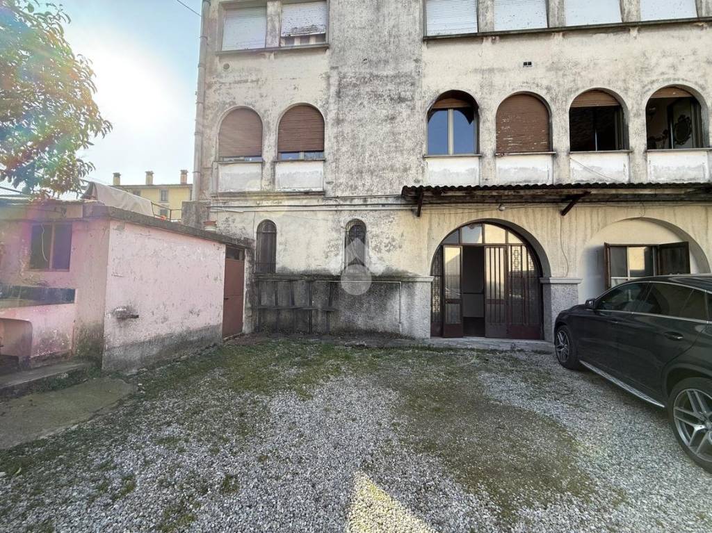 immagine annuncio 1 di 13