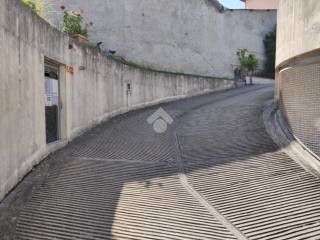 Garage in vendita a sestri levante via nazionale