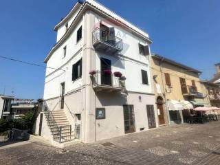 Casa indipendente in vendita a castilenti piazza umberto, 1