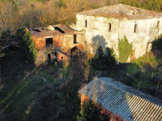 Colonica in vendita ad arezzo via di san filippo