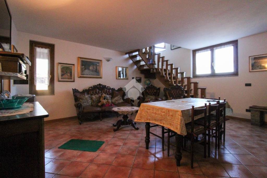 immagine annuncio 2 di 13