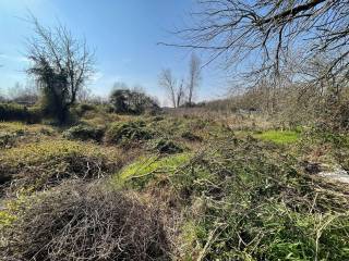 Terreno agricolo in vendita a gaggiano strada comunale san vito-cusago