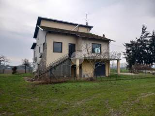 Casa indipendente in vendita a castel san giovanni strada ponte vecchio, 01