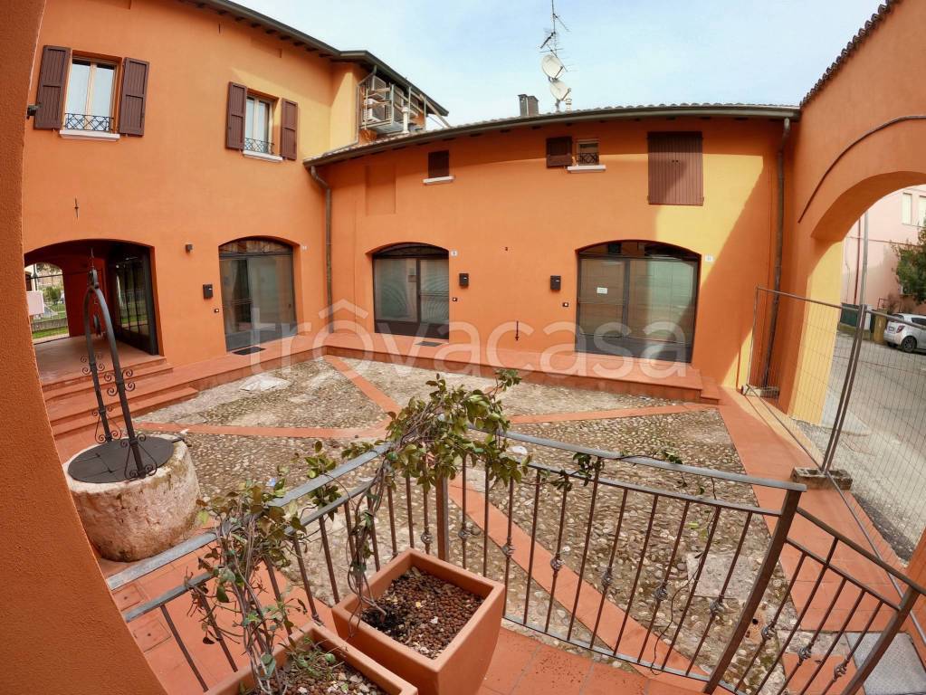 immagine annuncio 2 di 8
