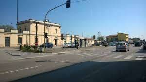 Laboratorio in affitto a osimo 