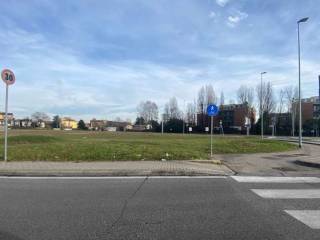 Terreno residenziale all'asta a mantova str. dosso del corso