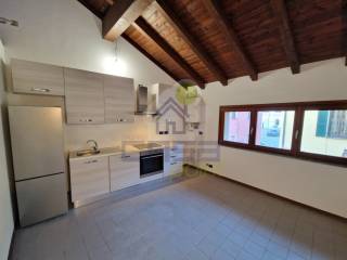 Appartamento in affitto a pieve d'olmi vicolo breda