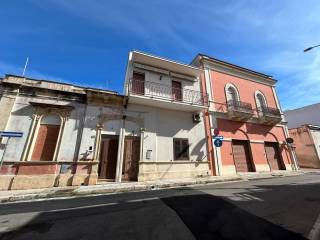 Casa indipendente in vendita a sannicola via regina margherita