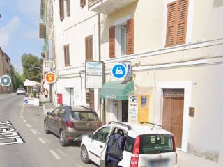 Negozio in vendita a macerata piazza indipendenza, 16