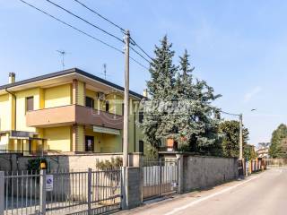 Casa indipendente in vendita a caronno pertusella 