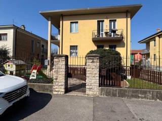 Villa bifamiliare in in vendita da privato a bergamo via rampinelli