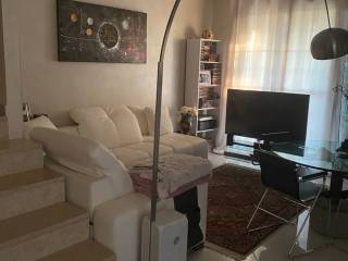 Villa in in vendita da privato a peschiera del garda viale indipendenza