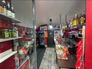 Bar in in affitto da privato a catania via alessandro manzoni