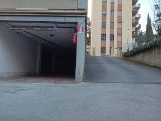 Posto auto in affitto a firenze via mario morosi