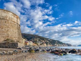 Appartamento in vendita ad alassio viale daniel hanbury