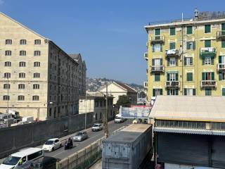 Appartamento in vendita a genova via rivarolo, 13