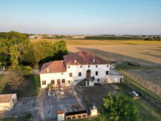 Villa in in vendita da privato a bosaro via carri, 655