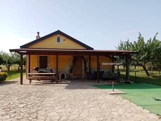 Villa in in vendita da privato a battipaglia via spineta, 89