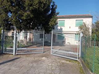 Casale in in vendita da privato a cologna veneta via valle, 4