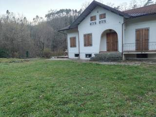 Villa in affitto a riccò del golfo di spezia valgraveglia