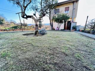 Villa in vendita a camaiore via vittorio emanuele camaiore centro