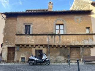 Appartamento in vendita a tarquinia via delle mura