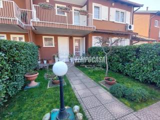 Villa a schiera in vendita ad agrate brianza via privata danilo