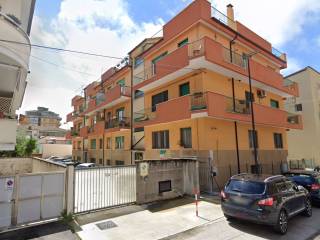 Garage in vendita a pescara via girolamo savonarola, 63