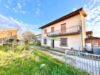 Casa indipendente in vendita a pieve a nievole via delle cantarelle