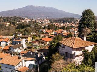 Villa in vendita a besozzo via monteggia, 21