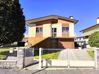 Casa indipendente in vendita a fossalta di portogruaro 