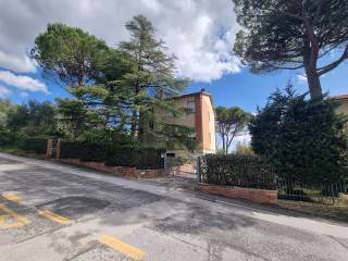 Villa bifamiliare in vendita a macerata via cincinelli, 94