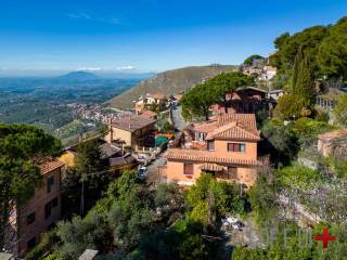 Villa bifamiliare in vendita a fara in sabina via dei villini