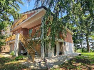 Villa bifamiliare in vendita a mombercelli via moncucco