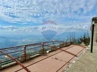 Albergo in vendita a serrone via monte scalambra alta