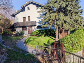 Villa bifamiliare in vendita a sondrio via valeriana, 68