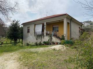 Casa indipendente in vendita a bucchianico contrada colle spaccato, 12