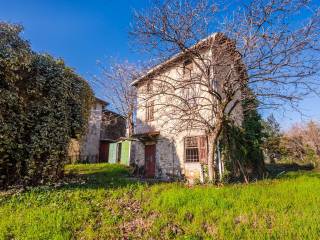 Rustico in vendita a casalgrande via aldo moro