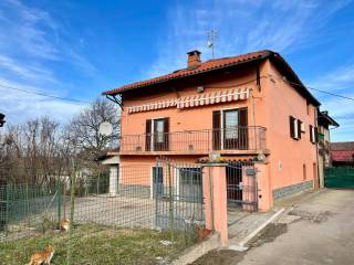 Casa indipendente in vendita a clavesana borgata san bartolomeo