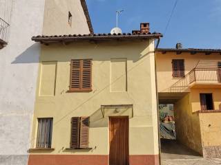 Villa in vendita ad asti frazione san marzanotto