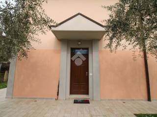 Appartamento in vendita a cesena rustici/cascine/case nicola petrini zamboni, 31