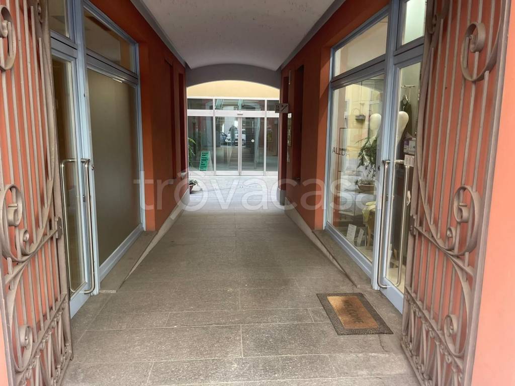 immagine annuncio 1 di 14