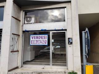 Negozio in vendita a brescia via trento, 111