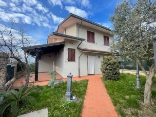 Villa in vendita a coriano via 1 maggio, 14