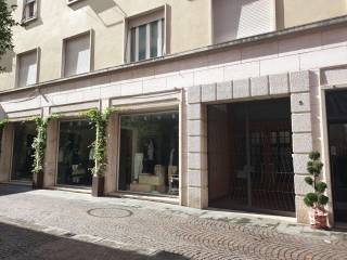 Appartamento in vendita a parma borgo san biagio, 9