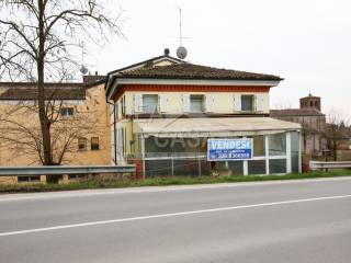 Negozio in vendita a concordia sulla secchia via per novi, 1