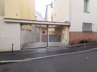 Garage in affitto a milano via altaguardia, 1